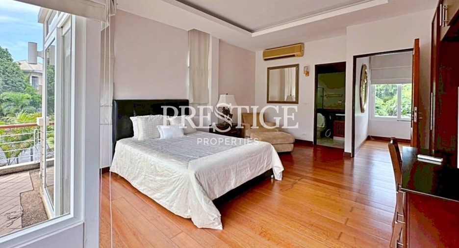 For rent and for sale 3 bedrooms house in Sattahip, Chonburi