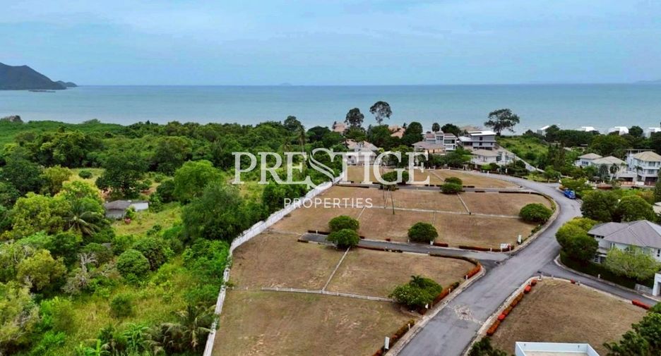For rent and for sale 3 bedrooms house in Sattahip, Chonburi