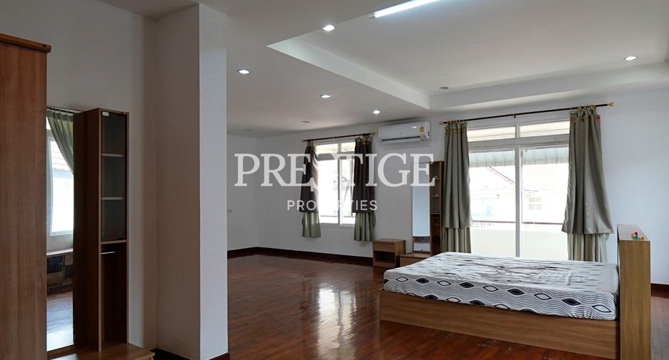 À vendre 4 chambres maison à Bang Lamung, Chonburi