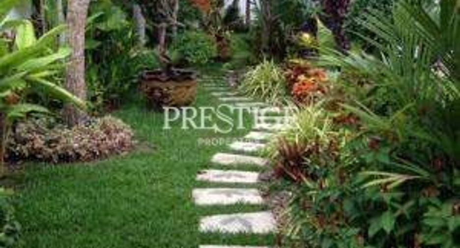 For sale 6 bedrooms house in Bang Lamung, Chonburi