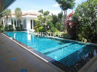 Haus zum Kauf mit 6 Zimmer in Bang Lamung, Chonburi