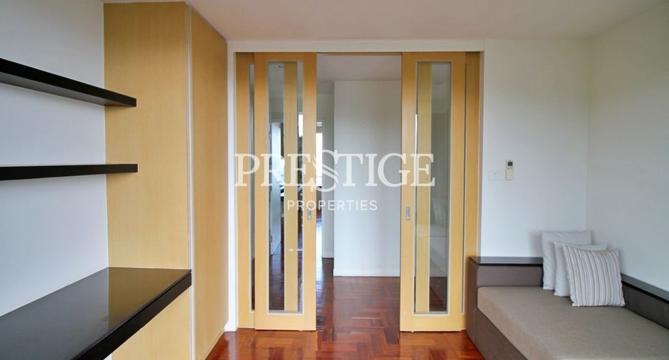 For rent 2 ベッドルーム condo in Pratumnak, Pattaya