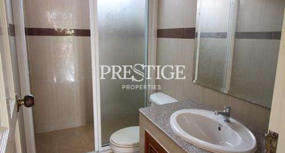 For rent and for sale 3 bedrooms house in Bang Lamung, Chonburi