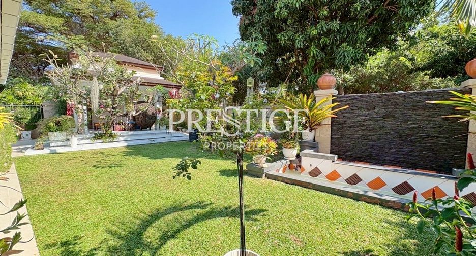 For sale 3 bedrooms house in Jomtien, Pattaya