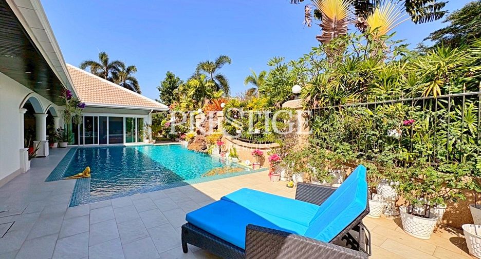 For sale 3 bedrooms house in Jomtien, Pattaya