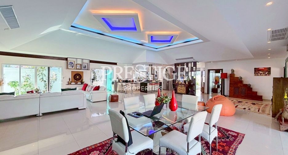 For sale 3 bedrooms house in Jomtien, Pattaya