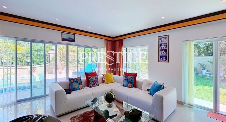 For sale 3 bedrooms house in Jomtien, Pattaya