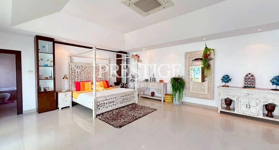 For sale 3 bedrooms house in Jomtien, Pattaya