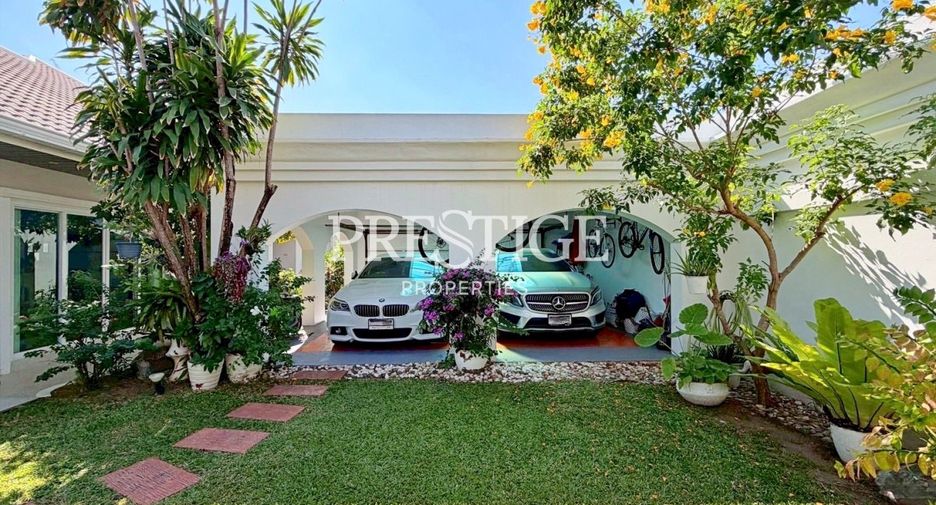 For sale 3 bedrooms house in Jomtien, Pattaya