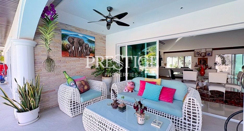 For sale 3 bedrooms house in Jomtien, Pattaya