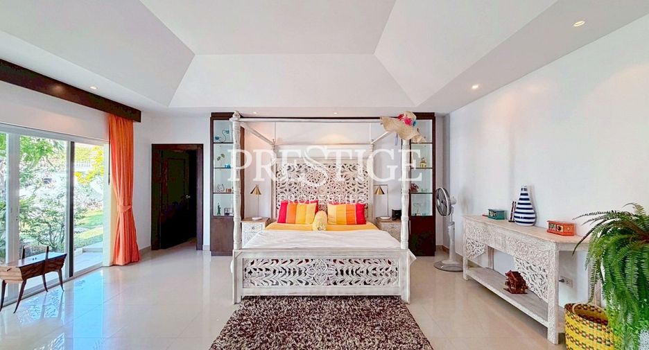 For sale 3 bedrooms house in Jomtien, Pattaya