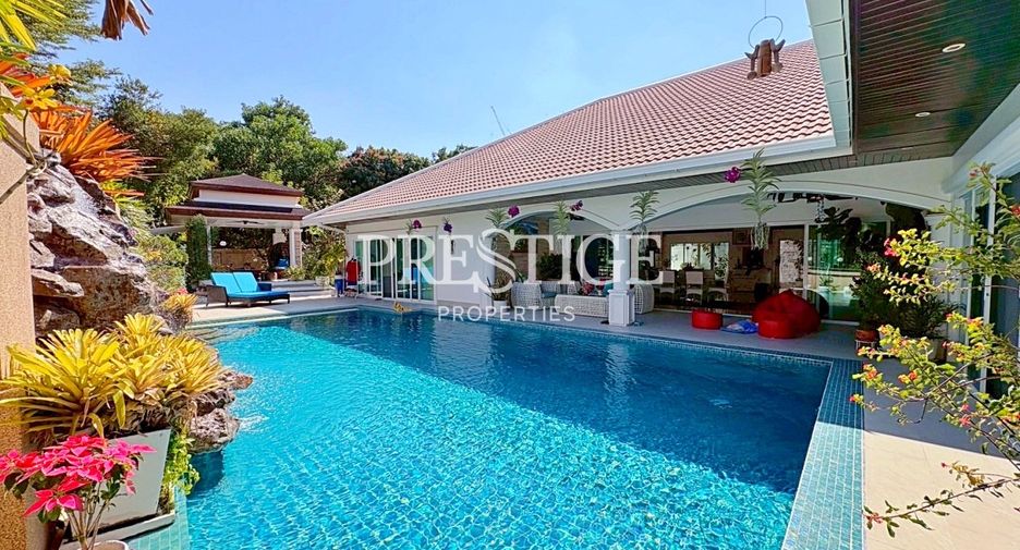 For sale 3 bedrooms house in Jomtien, Pattaya