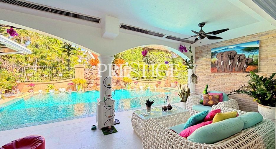 For sale 3 bedrooms house in Jomtien, Pattaya