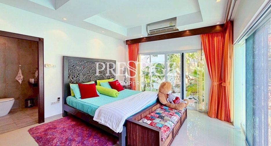 For sale 3 bedrooms house in Jomtien, Pattaya