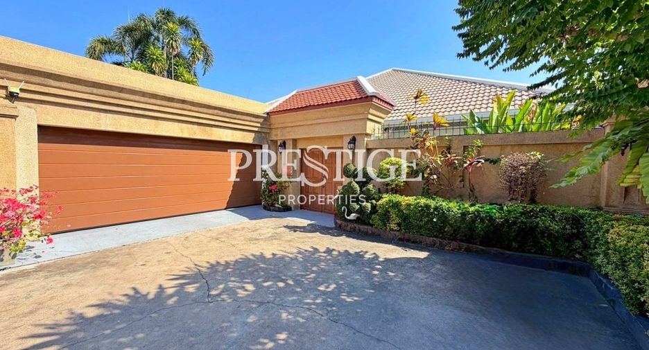 For sale 3 bedrooms house in Jomtien, Pattaya