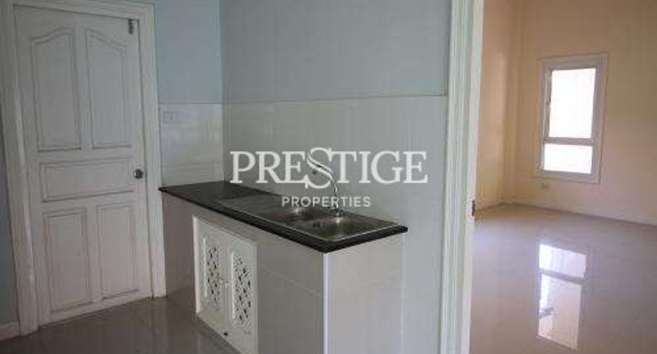 Haus zum Kauf mit 4 Zimmer in Bang Lamung, Chonburi