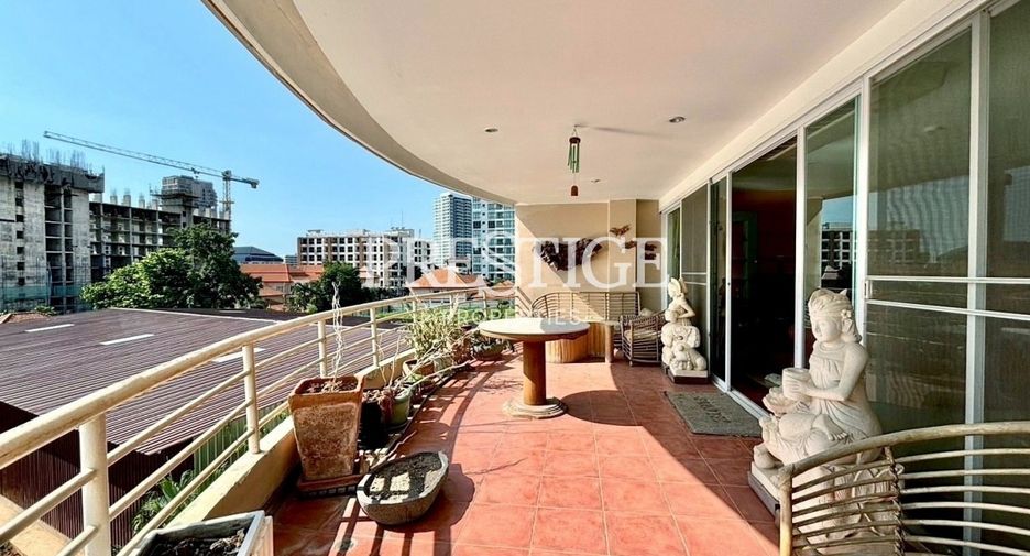 For sale and for rent 2 bedrooms condo in Bang Lamung, Chonburi