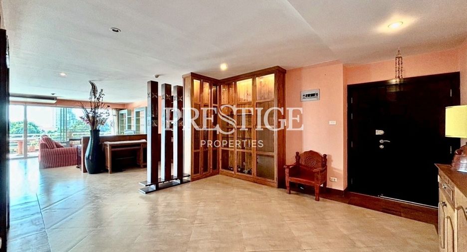 For sale and for rent 2 bedrooms condo in Bang Lamung, Chonburi