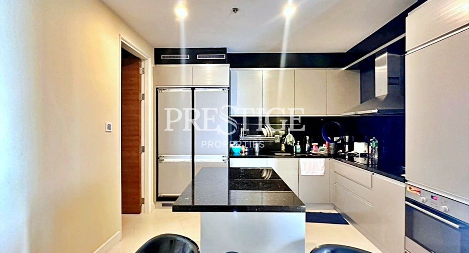For rent 3 bedrooms condo in Bang Lamung, Chonburi