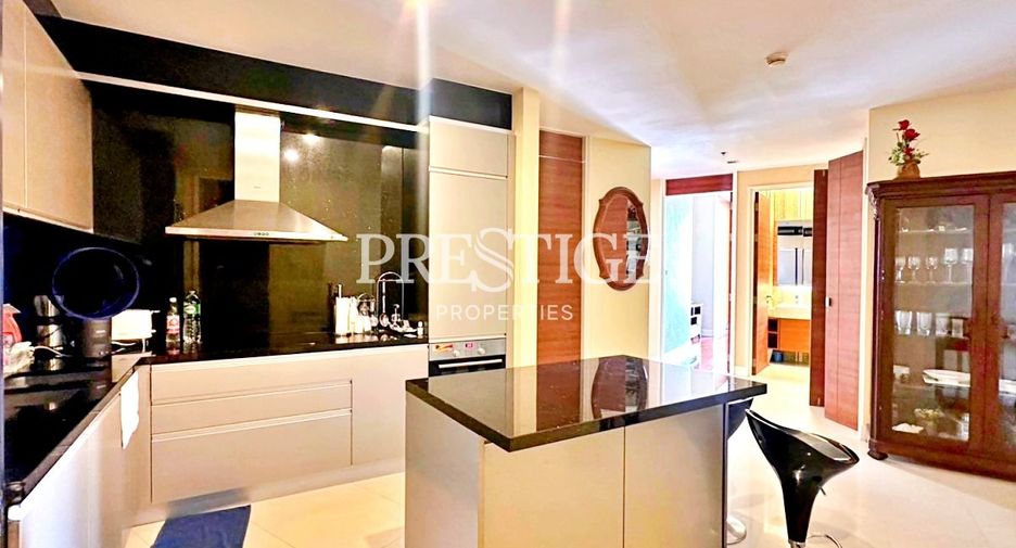 For rent 3 bedrooms condo in Bang Lamung, Chonburi