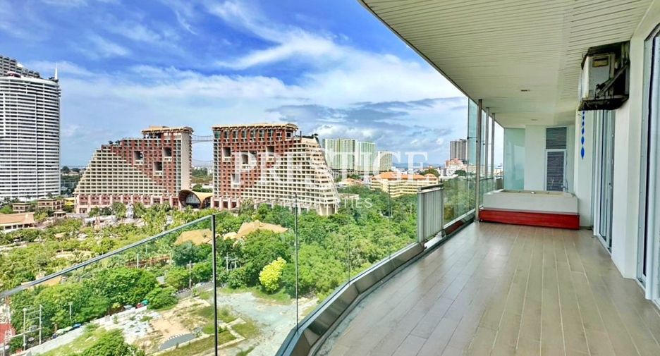 For rent 3 bedrooms condo in Bang Lamung, Chonburi