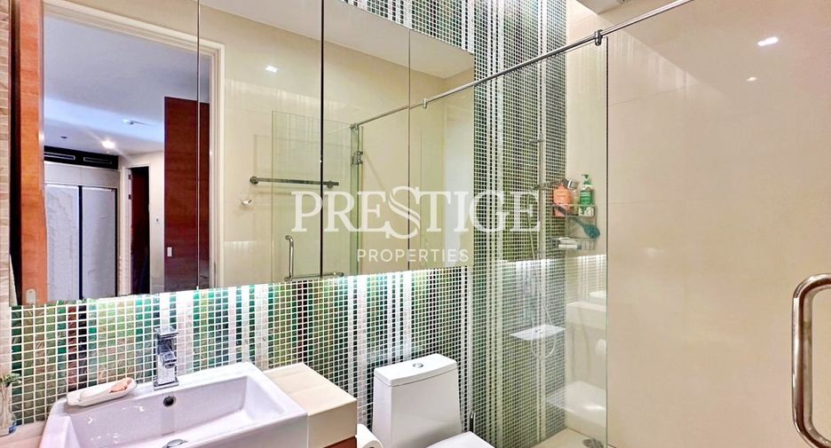 For rent 3 bedrooms condo in Bang Lamung, Chonburi