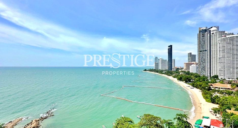 For rent 3 bedrooms condo in Bang Lamung, Chonburi
