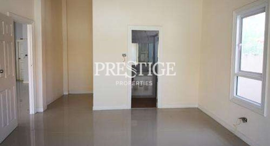 À vendre 2 chambres maison à Bang Lamung, Chonburi