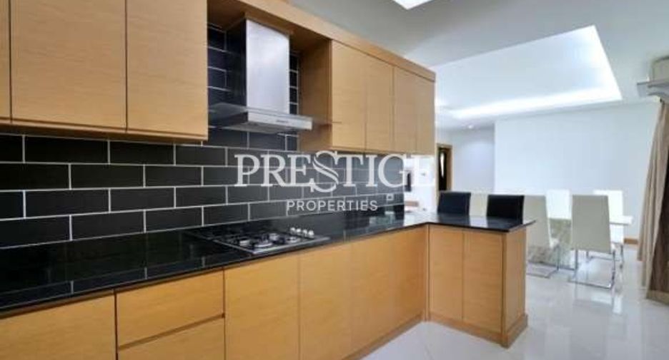 For sale 3 bedrooms house in East Pattaya, Pattaya