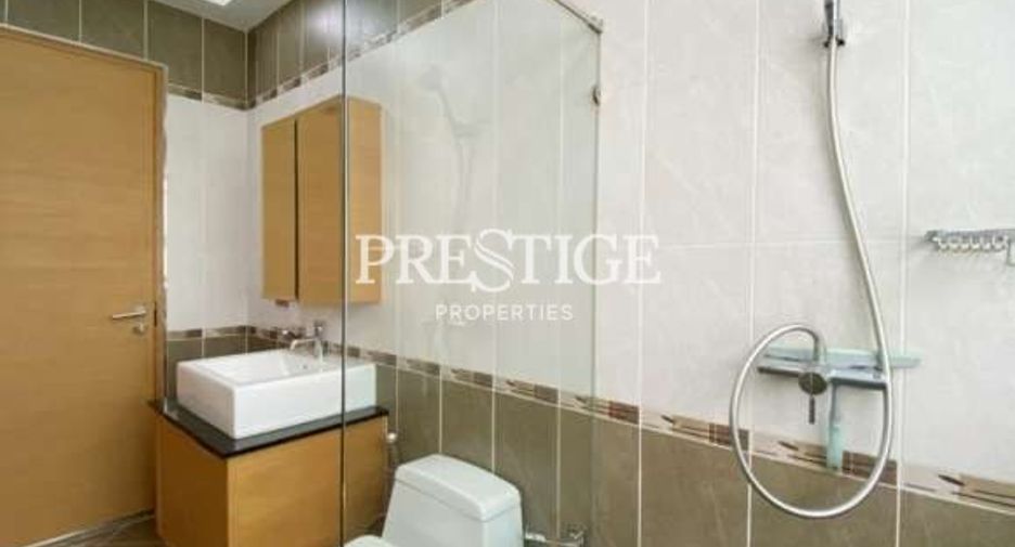 For sale 3 bedrooms house in East Pattaya, Pattaya