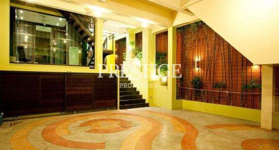 For rent 2 bedrooms condo in Bang Lamung, Chonburi