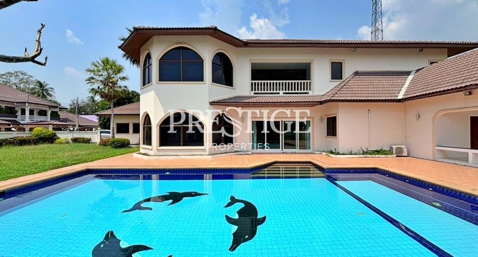 Haus zum Kauf mit 5 Zimmer in Bang Lamung, Chonburi