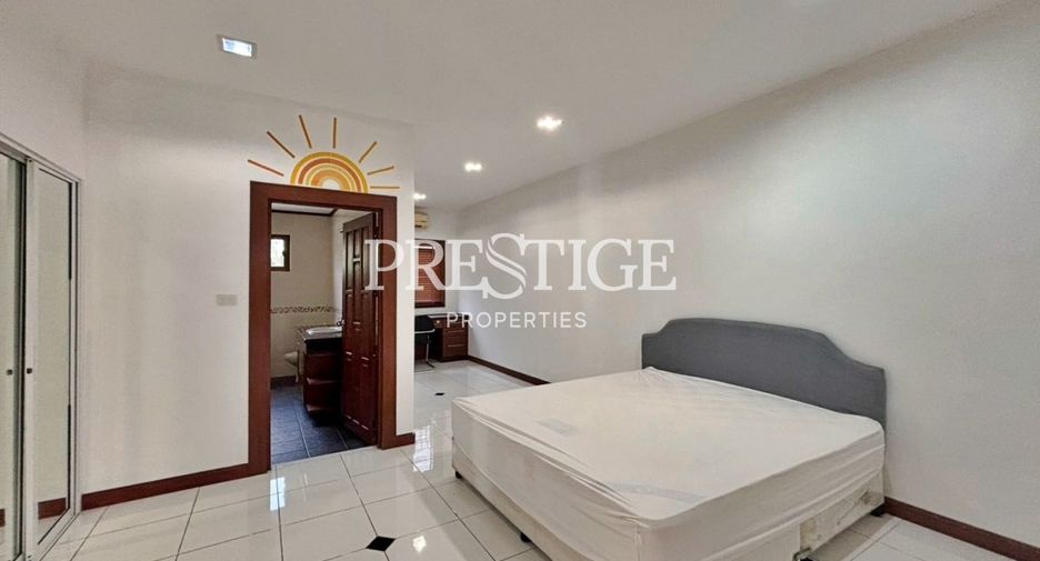 Haus zum Kauf mit 5 Zimmer in Bang Lamung, Chonburi