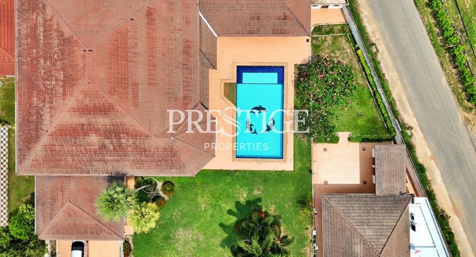 Haus zum Kauf mit 5 Zimmer in Bang Lamung, Chonburi