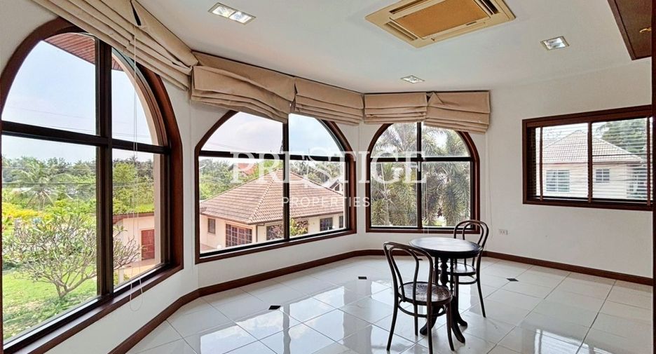 Haus zum Kauf mit 5 Zimmer in Bang Lamung, Chonburi