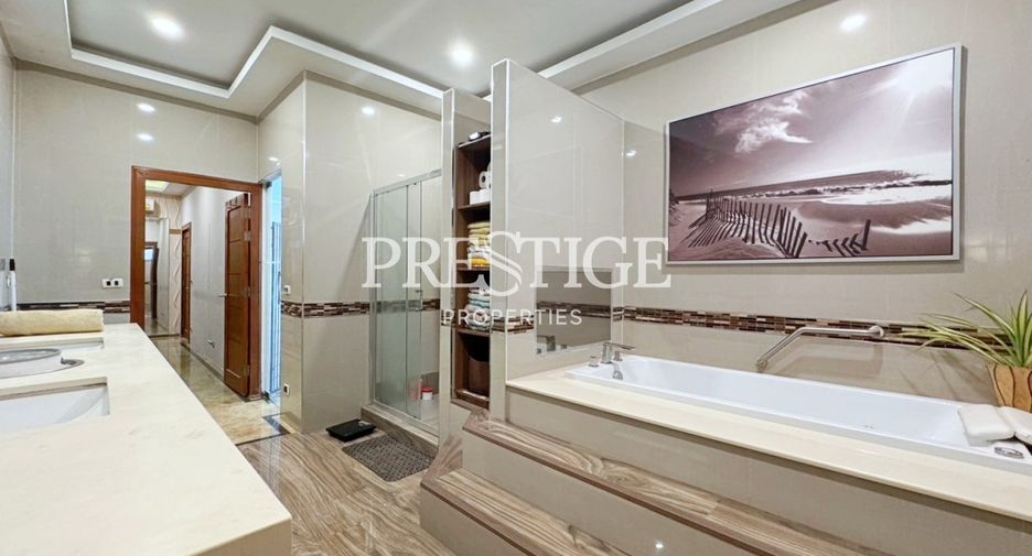 Casa en venta de 4 habitaciones en Pratumnak, Pattaya