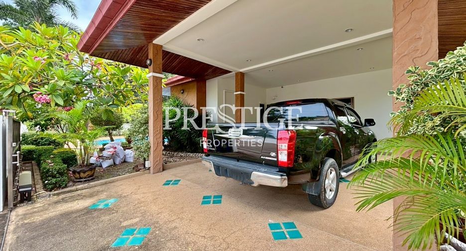 For sale 4 bedrooms house in Bang Lamung, Chonburi