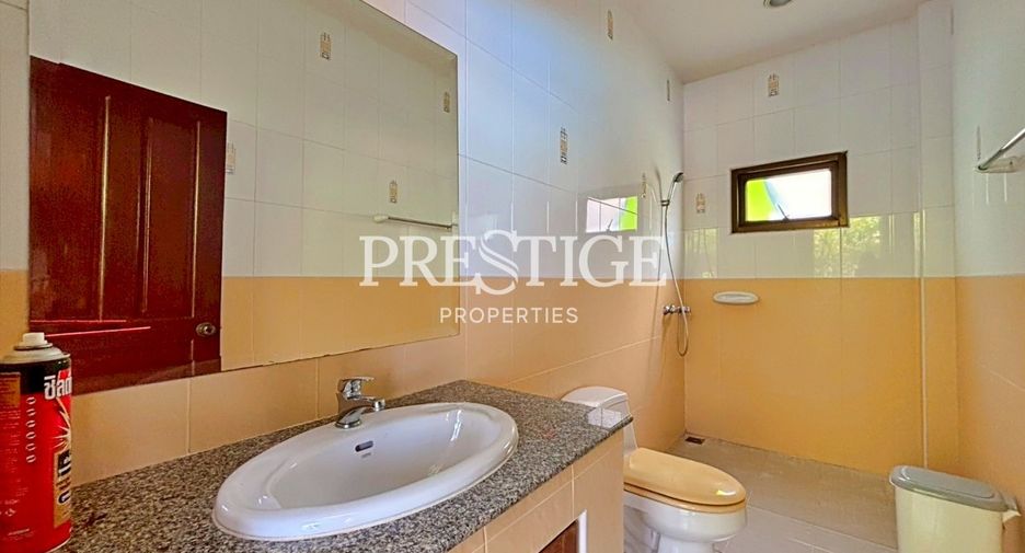 For sale 4 bedrooms house in Bang Lamung, Chonburi