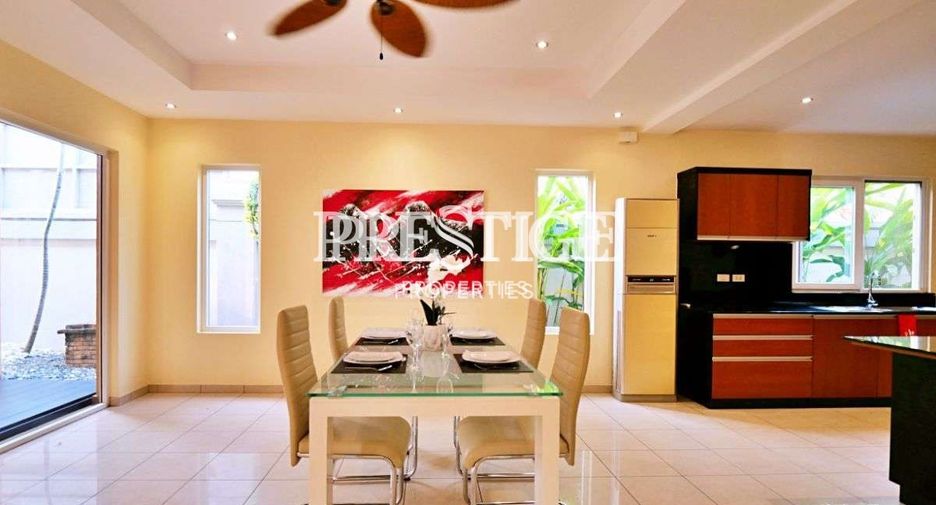 For sale 4 bedrooms house in Bang Lamung, Chonburi