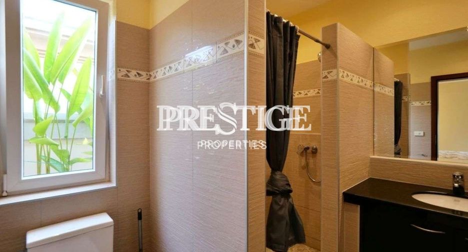 For sale 4 bedrooms house in Bang Lamung, Chonburi