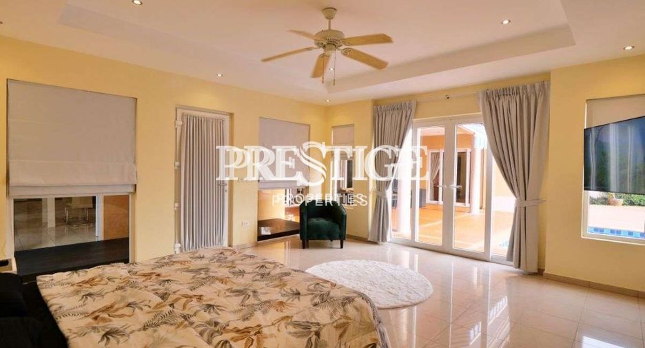 For sale 4 bedrooms house in Bang Lamung, Chonburi