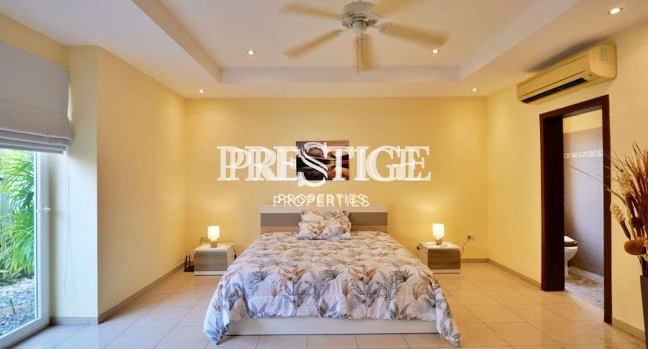 For sale 4 bedrooms house in Bang Lamung, Chonburi