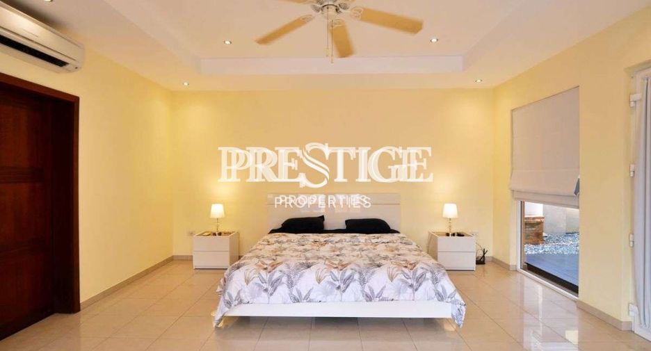 For sale 4 bedrooms house in Bang Lamung, Chonburi