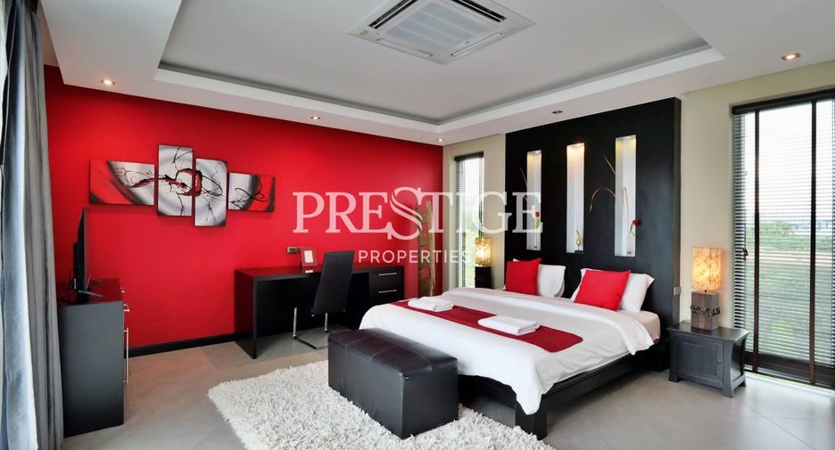 Casa en venta de 5 habitaciones en Bang Lamung, Chonburi