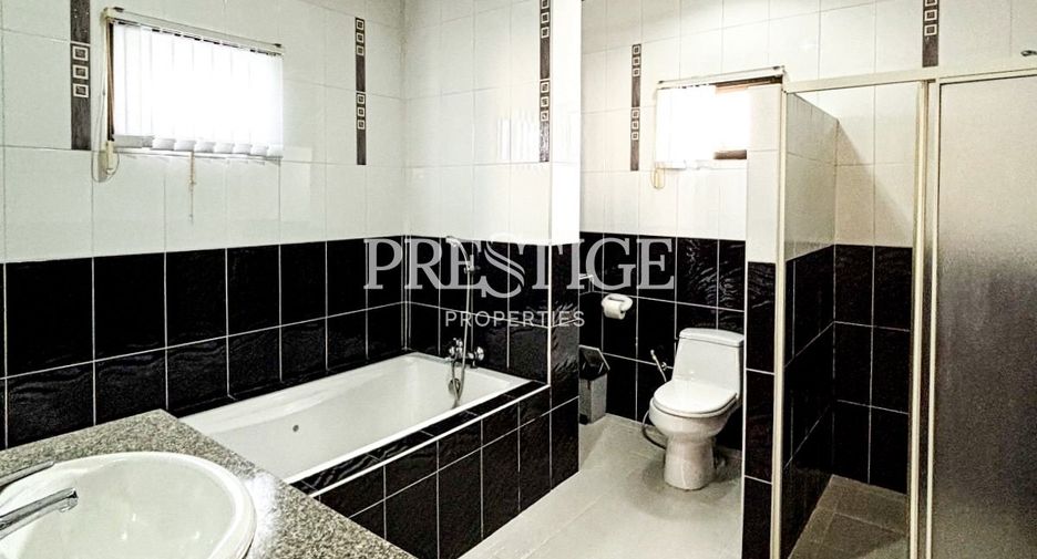 Casa en venta de 3 habitaciones en Bang Lamung, Chonburi