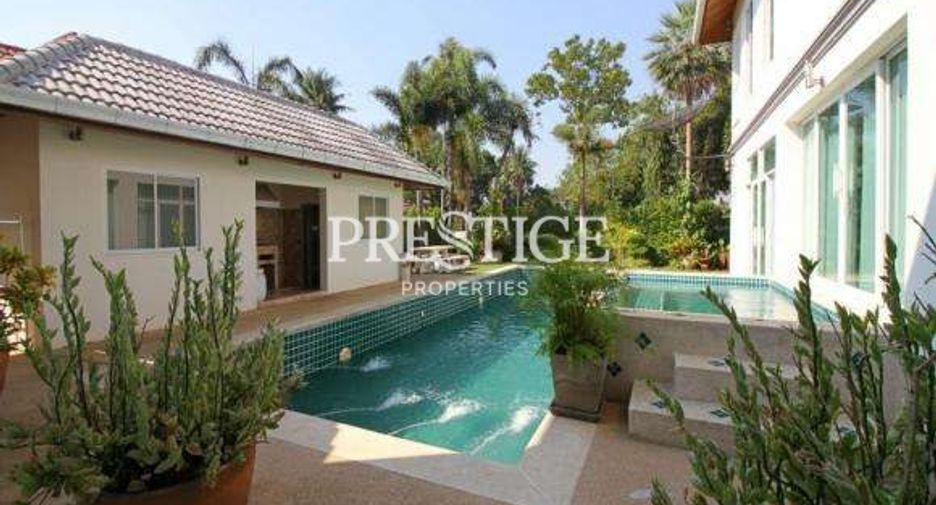 Haus zum Kauf mit 4 Zimmer in Bang Lamung, Chonburi