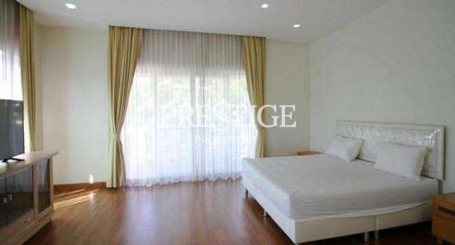 Haus zum Kauf mit 4 Zimmer in Bang Lamung, Chonburi