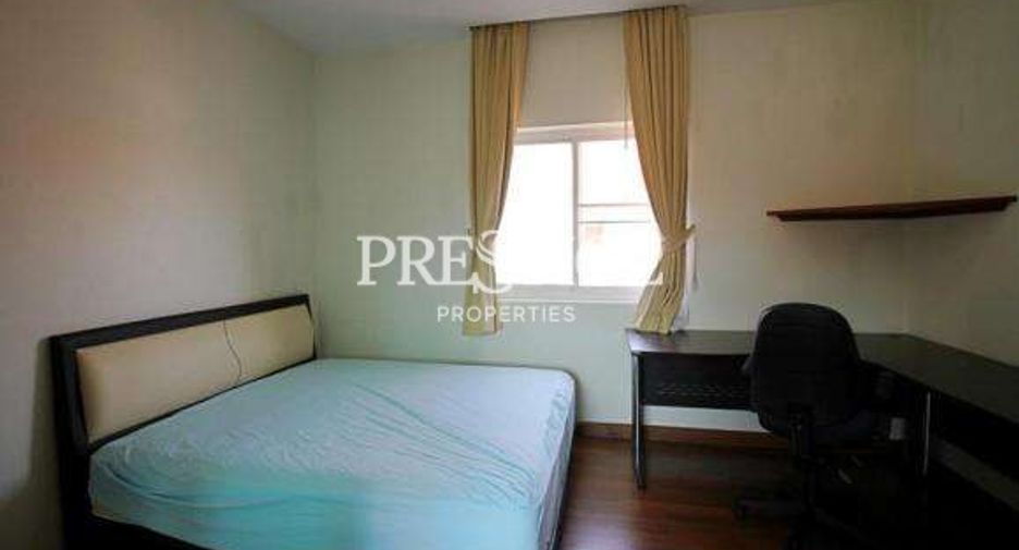Haus zum Kauf mit 4 Zimmer in Bang Lamung, Chonburi