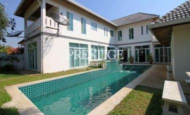 Haus zum Kauf mit 4 Zimmer in Bang Lamung, Chonburi