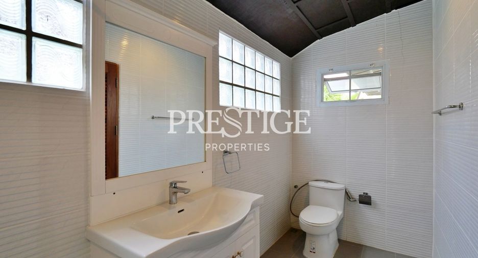 À vendre 4 chambres maison à Jomtien, Pattaya